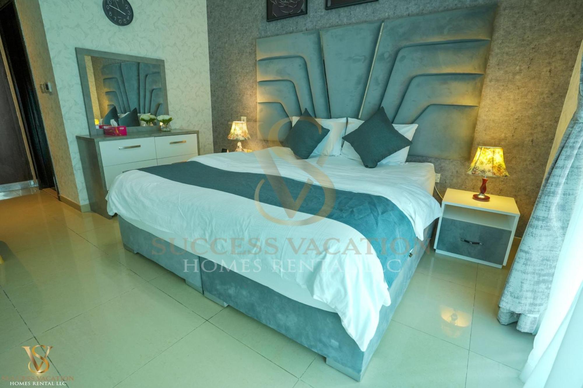 Success Luxury Apartment - 5 Min Away Marina Corniche - Free Housekeeping Provided Everyday-24-7 Staff Available For Services Dubái Exterior foto